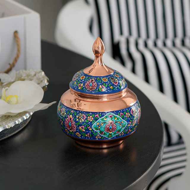 قندان مسی آقاجانی با ظاهری زیبا و دوام ماندگار